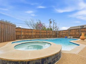 10016  Trailpine Drive , Dallas Texas 75238