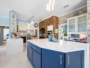 5211  Vicksburg Drive , Arlington Texas 76017