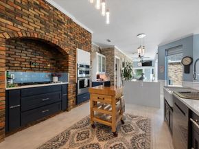 5211  Vicksburg Drive , Arlington Texas 76017