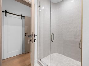 1514  Holly Avenue , Dallas Texas 75204