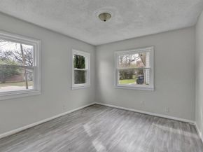 1836  Junius Street , Fort Worth Texas 76103