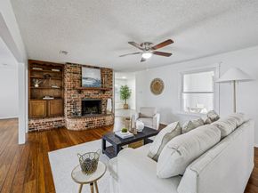 1015  Rocky Canyon Road , Arlington Texas 76012