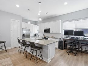 2804  Addison Park Lane , Fort Worth Texas 76110