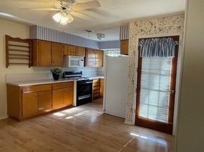 2008  Goldenrod Lane , Arlington Texas 76013