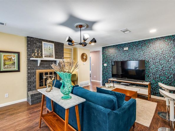 1318 E Windsor Drive , Denton Texas 76209