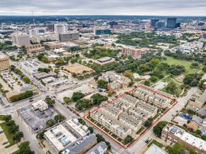 1320  Palm Springs Lane , Dallas Texas 75204