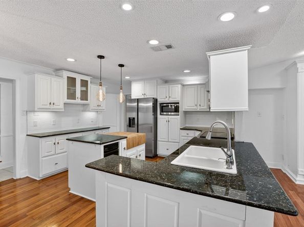 9551  Highedge Drive , Dallas Texas 75238