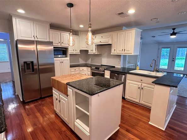 9551  Highedge Drive , Dallas Texas 75238