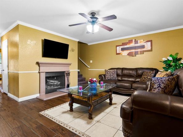 1129  Switchgrass Lane , Crowley Texas 76036