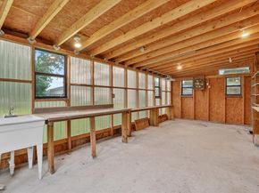 7757  Berry Road , Burleson Texas 76028