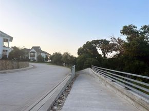 1038  Joanna Lane , Allen Texas 75013