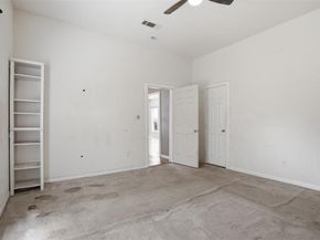 1329  New York Avenue , Fort Worth Texas 76104
