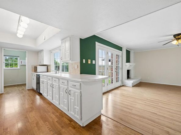 2936  Furneaux Lane , Carrollton Texas 75007