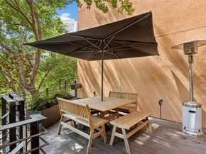 2911  Magnolia Hill Court , Dallas Texas 75201