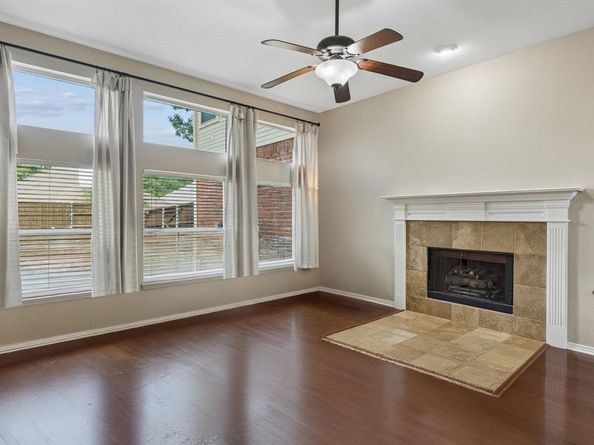 1105  Easton Lane , Allen Texas 75002