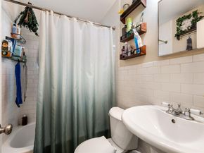 412 N Montreal Avenue , Dallas Texas 75208