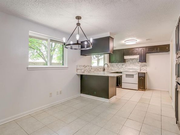 113  Quail Creek Drive , Crowley Texas 76036