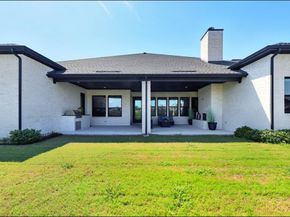 2027  Noe Boulevard , Heath Texas 75126