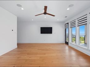 2027  Noe Boulevard , Heath Texas 75126
