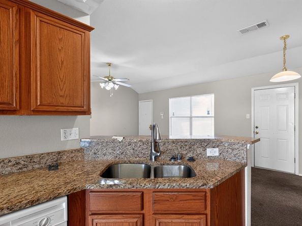 1715  Reynolds Street , Lancaster Texas 75134