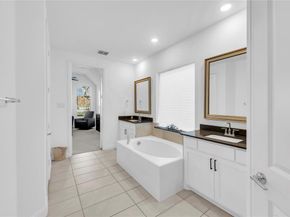 2218  Christopher Lane , Euless Texas 76040