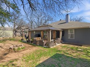 945  Lake Ridge Drive , Azle Texas 76020