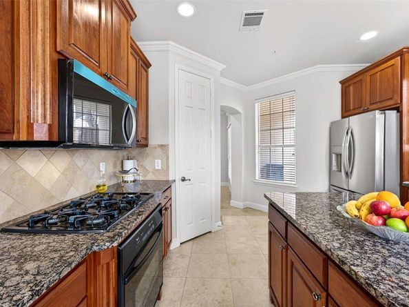 4440  Jardin Street , Irving Texas 75038