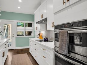 10716  Park Village Place  B, Dallas Texas 75230