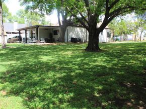 3232  Bellaire Drive W, Fort Worth Texas 76109