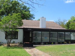 3232  Bellaire Drive W, Fort Worth Texas 76109