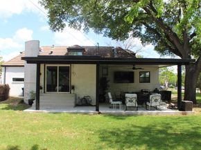 3232  Bellaire Drive W, Fort Worth Texas 76109