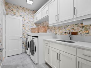 7206  Caillet Street , Dallas Texas 75209