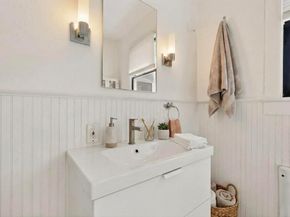 719  Dumont Street , Dallas Texas 75214