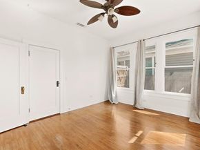 719  Dumont Street , Dallas Texas 75214