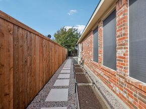 2009  Hearthside Lane , Garland Texas 75044