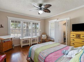 409 N Sylvania Avenue , Fort Worth Texas 76111