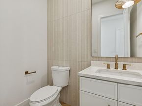 2656  Leta Mae Lane , Farmers Branch Texas 75234