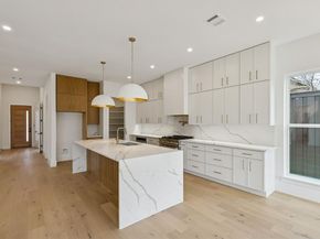 2656  Leta Mae Lane , Farmers Branch Texas 75234