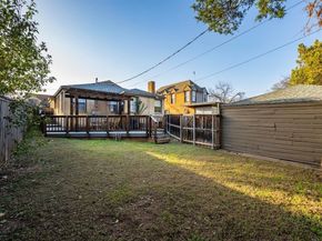 406 N Montreal Avenue , Dallas Texas 75208