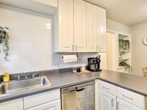 406 N Montreal Avenue , Dallas Texas 75208
