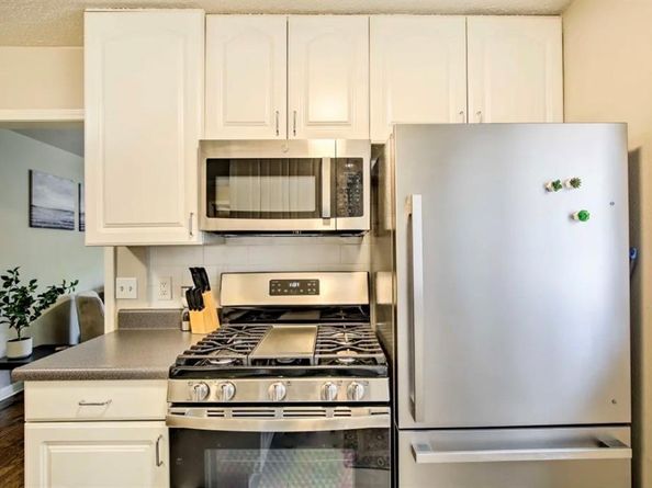 406 N Montreal Avenue , Dallas Texas 75208