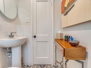 406 N Montreal Avenue , Dallas Texas 75208