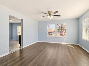 2115  Roanoke Avenue , Dallas Texas 75235