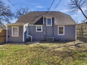 2115  Roanoke Avenue , Dallas Texas 75235