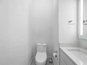 1920  Dowgate Court , Dallas Texas 75204