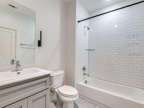 2513  El Camino Lane , Dallas Texas 75212