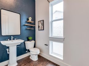 2513  El Camino Lane , Dallas Texas 75212