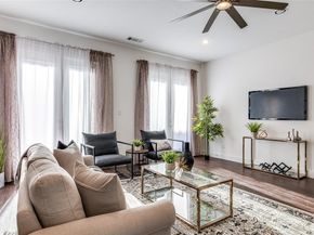 2513  El Camino Lane , Dallas Texas 75212