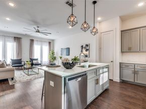 2513  El Camino Lane , Dallas Texas 75212