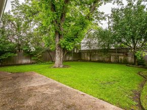 2013  Huntington Lane , Fort Worth Texas 76110